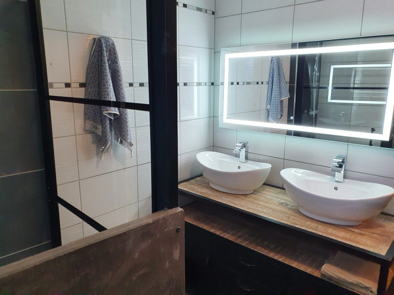 SALLE DE BAIN  - MAISON JBJ - VALLOIRE BONNENUIT