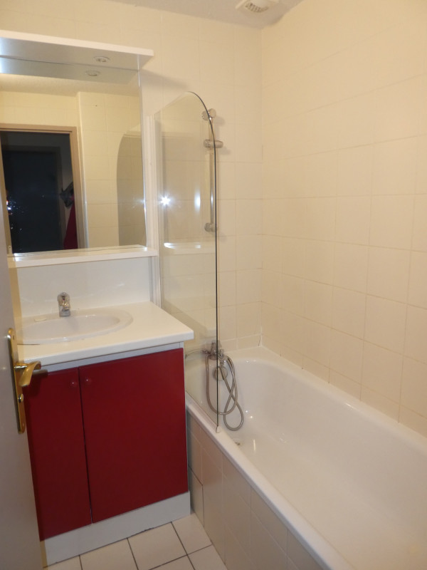 SALLE DE BAINS - HAMEAU DE VALLOIRE 220 - CHOSEAUX VILLE VALLOIRE SALLE DE BAINS - HAMEAU DE VALLOIRE 220 - CHOSEAUX VILLE VALLOIRE