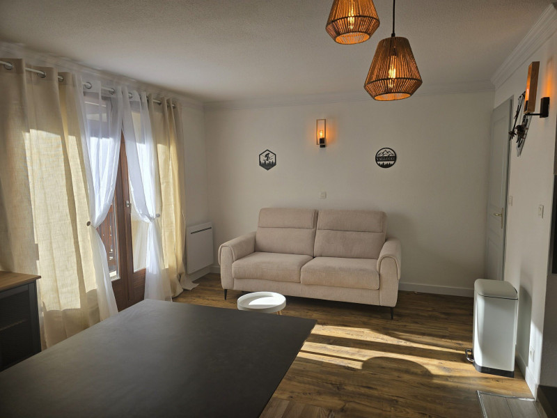 SALON - APPARTEMENT DAPHNEE 41 - VALLOIRE LES CHARBONNIERES - VALLOIRE RESERVATIONS