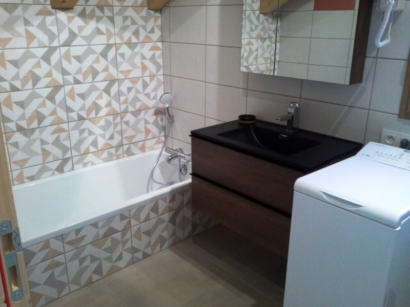 SALLE DE BAINS - CHALET LAMARTINE - LES CHOSEAUX VILLE VALLOIRE SALLE DE BAINS - CHALET LAMARTINE - LES CHOSEAUX VILLE VALLOIRE