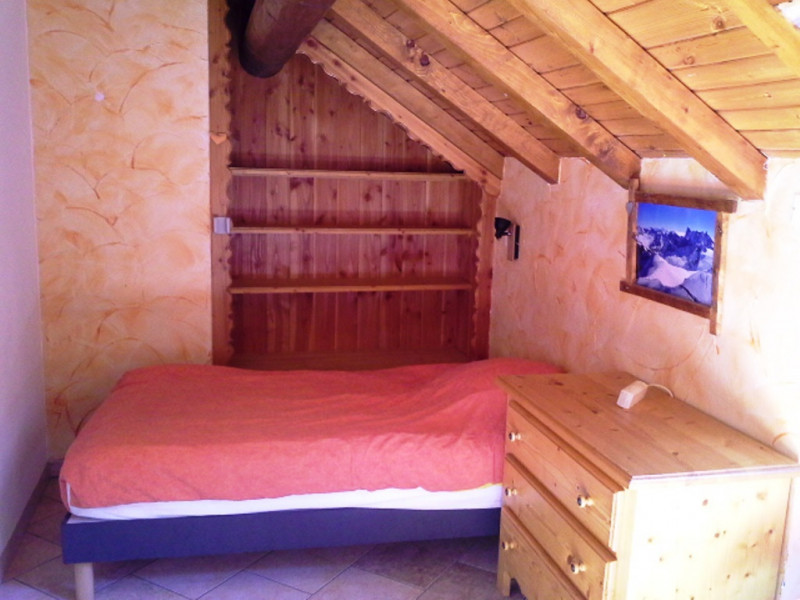 CHAMBRE 1 - APPARTEMENT LES LUPINS CHALET LES ANCOLIES - VALLOIRE LES CLOTS CHAMBRE 1 - APPARTEMENT LES LUPINS CHALET LES ANCOLIES - VALLOIRE LES CLOTS