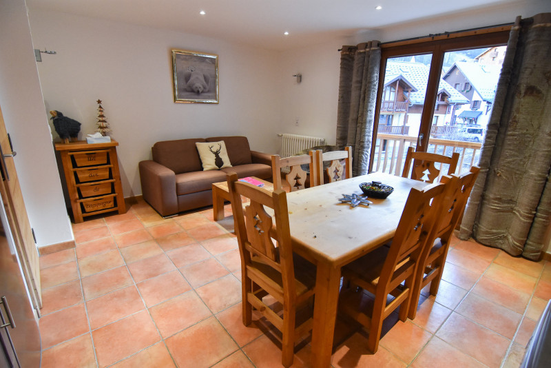 SALON - APPARTEMENT LES CHARDONNETS 5 - VALLOIRE CENTRE - VALLOIRE RESERVATIONS SALON - APPARTEMENT LES CHARDONNETS 5 - VALLOIRE CENTRE - VALLOIRE RESERVATIONS