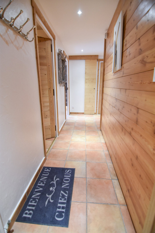 COULOIR - APPARTEMENT LES CHARDONNETS 5 - VALLOIRE CENTRE COULOIR - APPARTEMENT LES CHARDONNETS 5 - VALLOIRE CENTRE