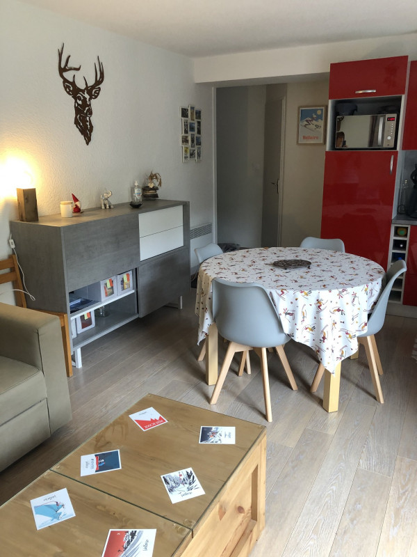 SALLE A MANGER - APPARTEMENT ALTAIR 113 - VALLOIRE CENTRE SALLE A MANGER - APPARTEMENT ALTAIR 113 - VALLOIRE CENTRE