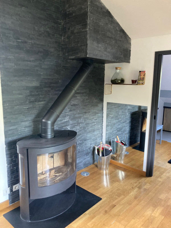 SALON - APPAREMENT LES MESANGES 3EME ETAGE - VALLOIRE LES VERNEYS SALON - APPAREMENT LES MESANGES 3EME ETAGE - VALLOIRE LES VERNEYS