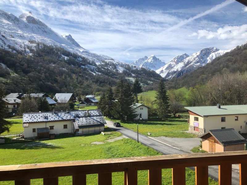 VUE DU BALCON - APPAREMENT LES MESANGES 3EME ETAGE - VALLOIRE LES VERNEYS VUE DU BALCON - APPAREMENT LES MESANGES 3EME ETAGE - VALLOIRE LES VERNEYS