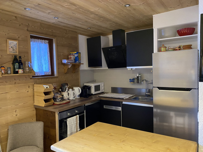 CUISINE - STUDIO ALTAIR 88 - VALLOIRE CENTRE LE CLOS DES ETOILES CUISINE - STUDIO ALTAIR 88 - VALLOIRE CENTRE LE CLOS DES ETOILES