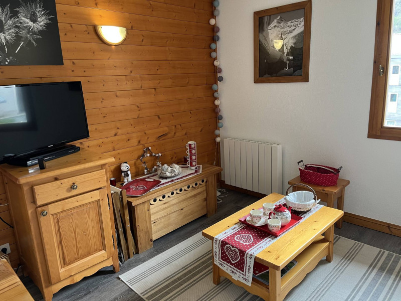 SALON - CHALETS DU GALIBIER II APPARTEMENT 526 - VALLOIRE LE MOULIN BENJAMIN SALON - CHALETS DU GALIBIER II APPARTEMENT 526 - VALLOIRE LE MOULIN BENJAMIN