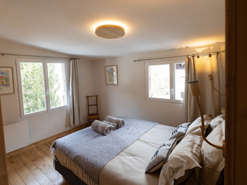 CHAMBRE 2 - APPARTEMENT 8 ET DEMI - VALLOIRE CENTRE CHAMBRE 2 - APPARTEMENT 8 ET DEMI - VALLOIRE CENTRE