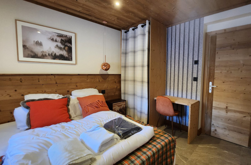 CHAMBRE - CHALET TOTORO - VALLOIRE LE CRET DU SERROZ CHAMBRE - CHALET TOTORO - VALLOIRE LE CRET DU SERROZ