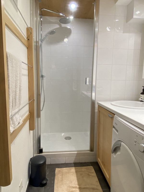 SALLE D'EAU  - CHALET DU REGAIN APPARTEMENT 15 - VALLOIRE CENTRE SALLE D'EAU  - CHALET DU REGAIN APPARTEMENT 15 - VALLOIRE CENTRE