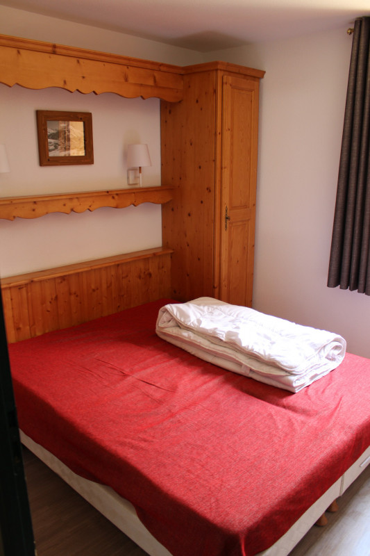 CHAMBRE - APPARTEMENT CHALETS GALIBIER 2 N° 402 - MOULIN BENJAMIN - VALLOIRE - VALLOIRE RESERVATIONS CHAMBRE - APPARTEMENT CHALETS GALIBIER 2 N° 402 - MOULIN BENJAMIN - VALLOIRE - VALLOIRE RESERVATIONS