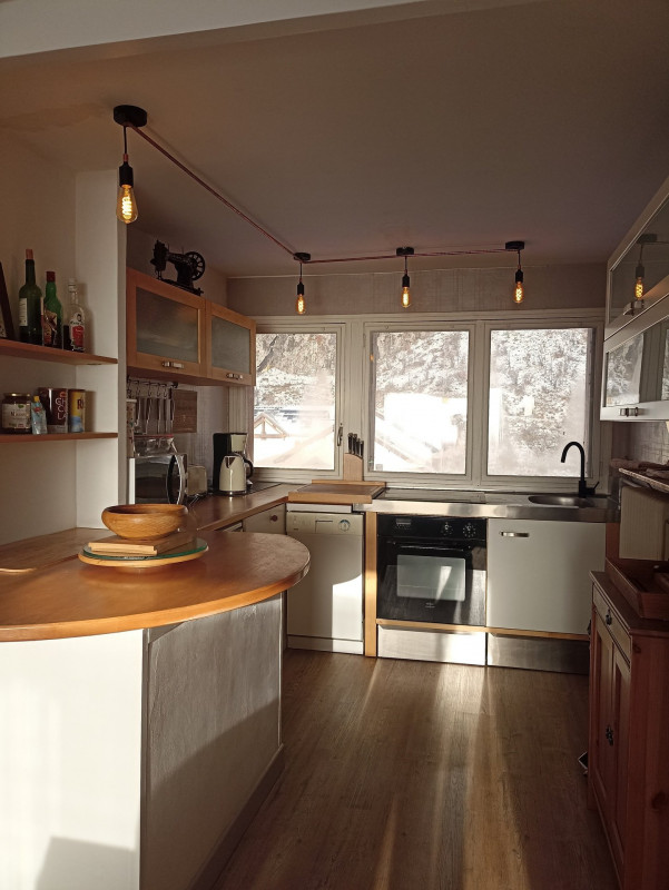 CUISINE - APPARTEMENT RESIDENCE GALIBIER 23 - VALLOIRE CENTRE CUISINE - APPARTEMENT RESIDENCE GALIBIER 23 - VALLOIRE CENTRE