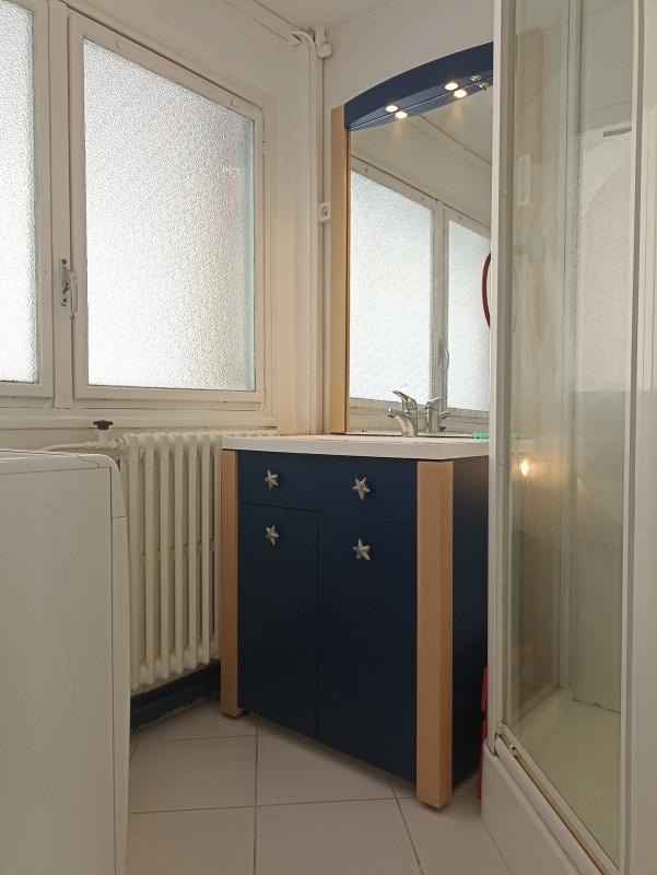 SALLE DE BAINS - APPARTEMENT RESIDENCE GALIBIER 23 - VALLOIRE CENTRE SALLE DE BAINS - APPARTEMENT RESIDENCE GALIBIER 23 - VALLOIRE CENTRE