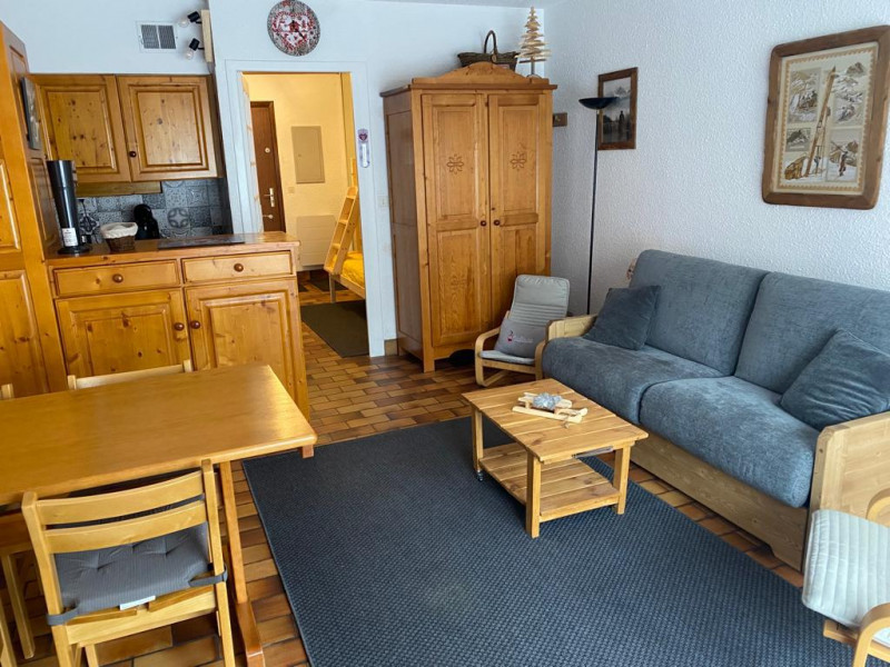 SEJOUR - APPARTEMENT LE PRAZ 2 - VALLOIRE CENTRE - VALLOIRE RESERVATIONS SEJOUR - APPARTEMENT LE PRAZ 2 - VALLOIRE CENTRE - VALLOIRE RESERVATIONS