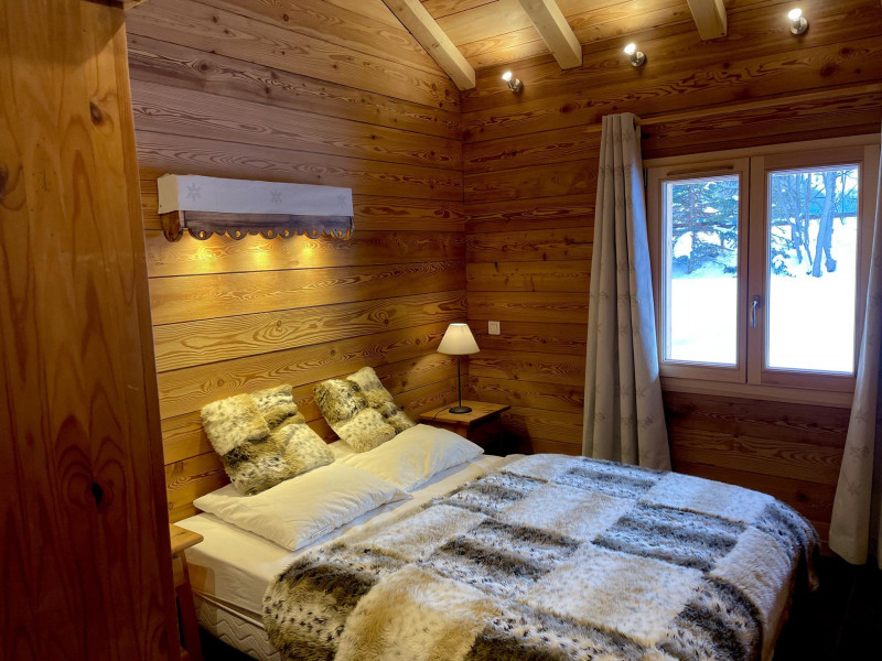 CHAMBRE 1 - CHALET LE NEVE 4 - VALLOIRE LES VERNEYS CHAMBRE 1 - CHALET LE NEVE 4 - VALLOIRE LES VERNEYS