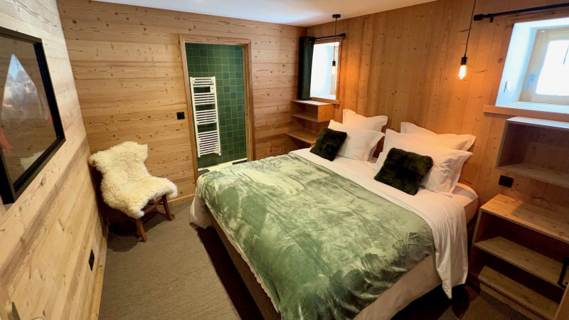 CHAMBRE 3 - CHALET LOUIS & ROSALIE - HAMEAU DE BONNENUIT VALLOIRE CHAMBRE 3 - CHALET LOUIS & ROSALIE - HAMEAU DE BONNENUIT VALLOIRE