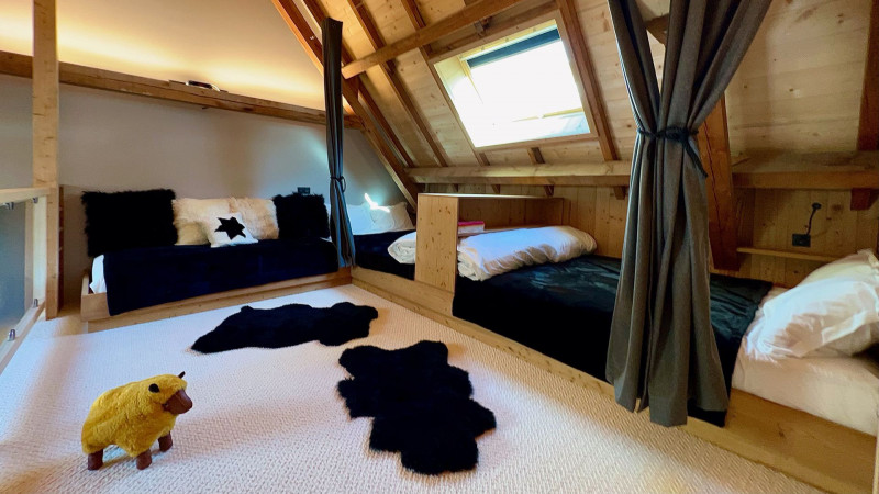 DORTOIR - CHALET LOUIS & ROSALIE - HAMEAU DE BONNENUIT VALLOIRE DORTOIR - CHALET LOUIS & ROSALIE - HAMEAU DE BONNENUIT VALLOIRE