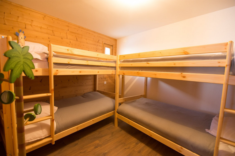 CHAMBRE - APPARTEMENT AZUR - VALLOIRE LA RUAZ CHAMBRE - APPARTEMENT AZUR - VALLOIRE LA RUAZ
