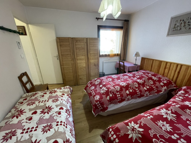 CHAMBRE - APPARTEMENT CREY DU QUART 60 - VALLOIRE CENTRE