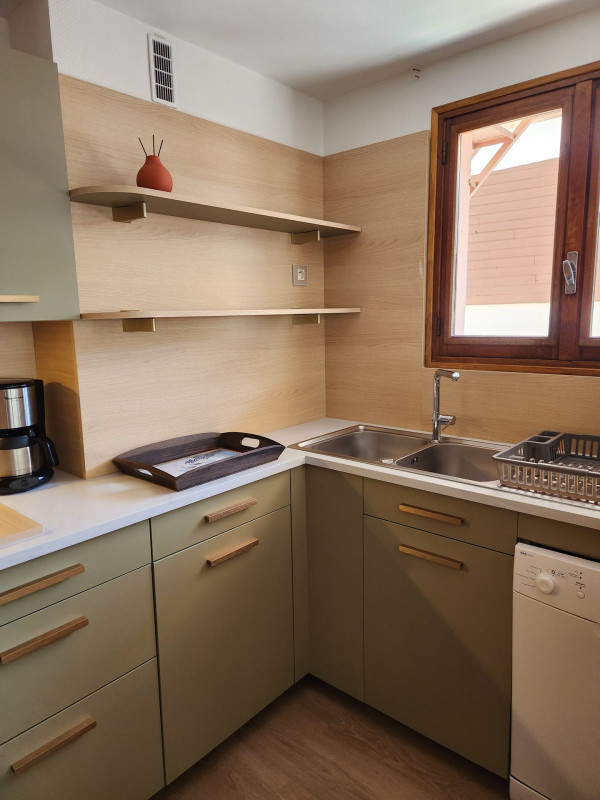 CUISINE - APPARTEMENT LA RESIDENCE 32 - VALLOIRE CENTRE - VALLOIRE RESERVATIONS CUISINE - APPARTEMENT LA RESIDENCE 32 - VALLOIRE CENTRE - VALLOIRE RESERVATIONS