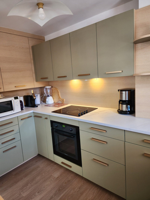 CUISINE - APPARTEMENT LA RESIDENCE 32 - VALLOIRE CENTRE - VALLOIRE RESERVATIONS CUISINE - APPARTEMENT LA RESIDENCE 32 - VALLOIRE CENTRE - VALLOIRE RESERVATIONS