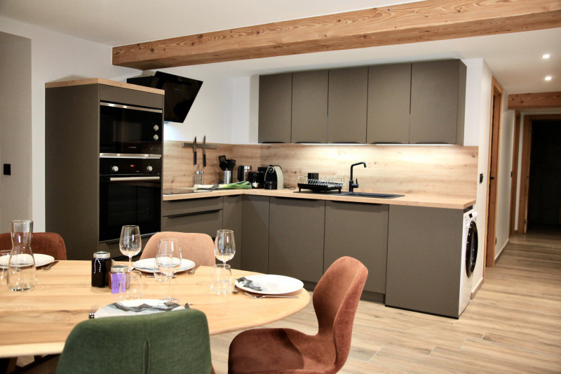 CUISINE - APPARTEMENT CHALET EQUINOXE - VALLOIRE LE MOULIN BENJAMIN CUISINE - APPARTEMENT CHALET EQUINOXE - VALLOIRE LE MOULIN BENJAMIN