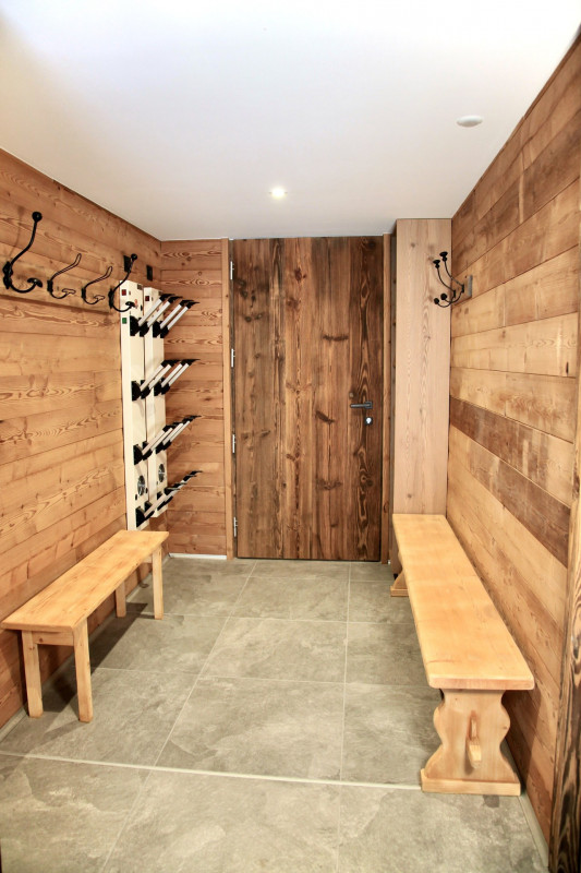 ENTREE - APPARTEMENT CHALET EQUINOXE - VALLOIRE LE MOULIN BENJAMIN ENTREE - APPARTEMENT CHALET EQUINOXE - VALLOIRE LE MOULIN BENJAMIN