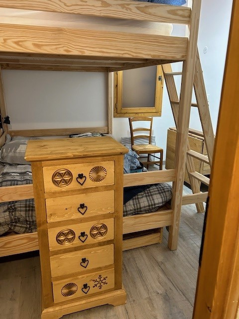 CHAMBRE- AZALEE HAMEAU DE LA VALLEE D'OR APPARTEMENT 400- VALLOIRE LES CHARBONNIERES 