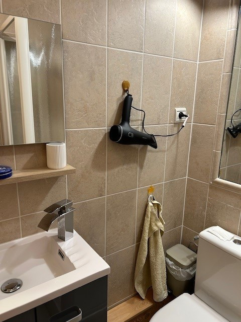 SALLE D'EAU- AZALEE HAMEAU DE LA VALLEE D'OR APPARTEMENT 400- VALLOIRE LES CHARBONNIERES  SALLE D'EAU- AZALEE HAMEAU DE LA VALLEE D'OR APPARTEMENT 400- VALLOIRE LES CHARBONNIERES