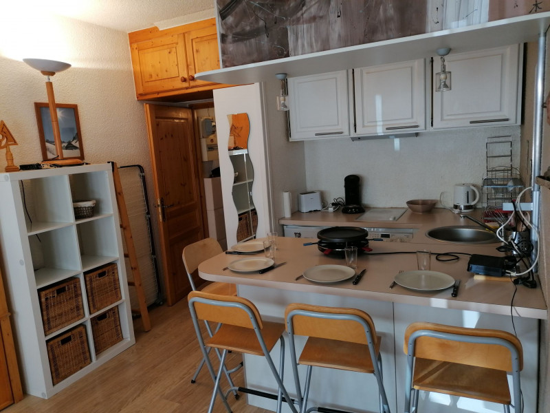 _lv_images__lot_0090070738_02_36952782