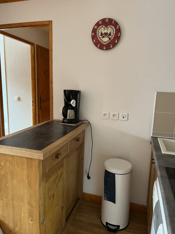 CUISINE - CHALETS DE LA VALLEE D'OR - CAMPANULE N°200 - LES CHARBONNIERES VALLOIRE CUISINE - CHALETS DE LA VALLEE D'OR - CAMPANULE N°200 - LES CHARBONNIERES VALLOIRE