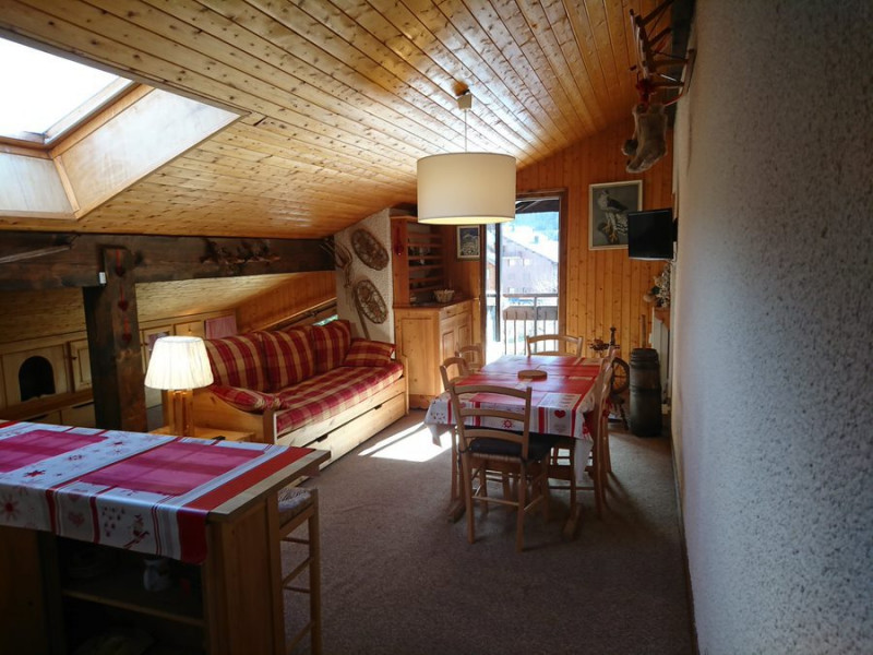 SALON - APPARTEMENT ROCHER SAINT PIERRE 3A - VALLOIRE CENTRE - VALLOIRE RESERVATIONS SALON - APPARTEMENT ROCHER SAINT PIERRE 3A - VALLOIRE CENTRE - VALLOIRE RESERVATIONS