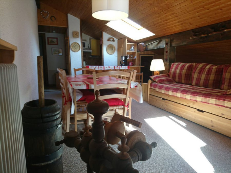 SEJOUR - APPARTEMENT ROCHER SAINT PIERRE 3A - VALLOIRE CENTRE - VALLOIRE RESERVATIONS SEJOUR - APPARTEMENT ROCHER SAINT PIERRE 3A - VALLOIRE CENTRE - VALLOIRE RESERVATIONS