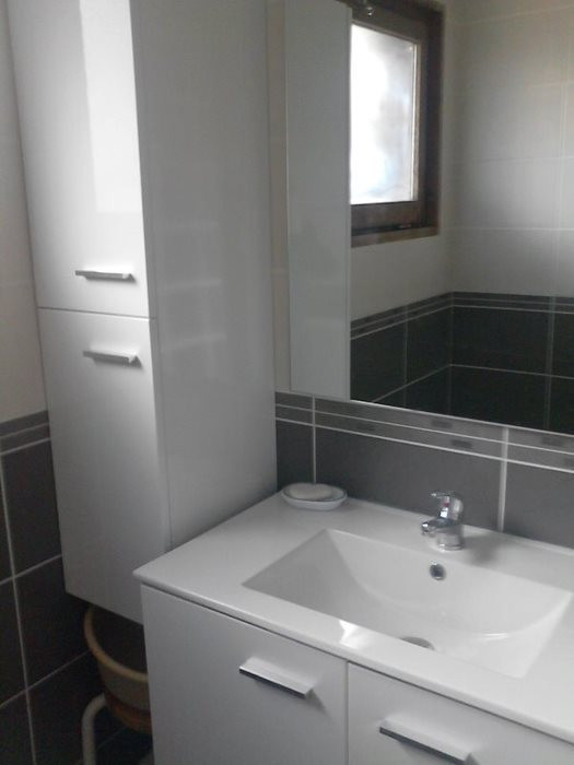 SALLE D'EAU - APPARTEMENT ROCHER SAINT PIERRE 3A - VALLOIRE CENTRE SALLE D'EAU - APPARTEMENT ROCHER SAINT PIERRE 3A - VALLOIRE CENTRE