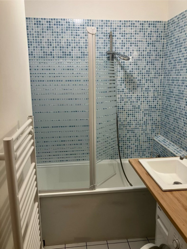 SALLE DE BAIN - APPARTEMENT CREY DU QUART N°2021 - VALLOIRE CENTRE - VALLOIRE RESERVATIONS SALLE DE BAIN - APPARTEMENT CREY DU QUART N°2021 - VALLOIRE CENTRE - VALLOIRE RESERVATIONS