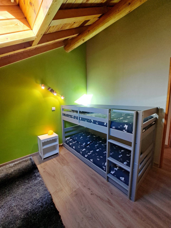 CHAMBRE - CHALET AU BOIS JOLI - LE SERROZ - VALLOIRE RESERVATIONS