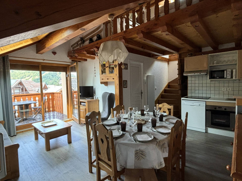 SALON - APPARTEMENT ROCHES FLEURIES B6 - VALLOIRE CENTRE - VALLOIRE RESERVATIONS SALON - APPARTEMENT ROCHES FLEURIES B6 - VALLOIRE CENTRE - VALLOIRE RESERVATIONS