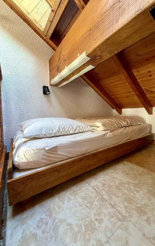 MEZZANINE- APPARTEMENT ROCHES FLEURIES B6 - VALLOIRE CENTRE MEZZANINE- APPARTEMENT ROCHES FLEURIES B6 - VALLOIRE CENTRE