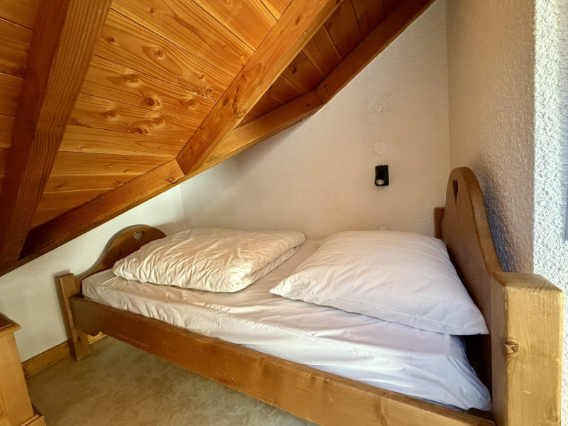 MEZZANINE- APPARTEMENT ROCHES FLEURIES B6 - VALLOIRE CENTRE MEZZANINE- APPARTEMENT ROCHES FLEURIES B6 - VALLOIRE CENTRE