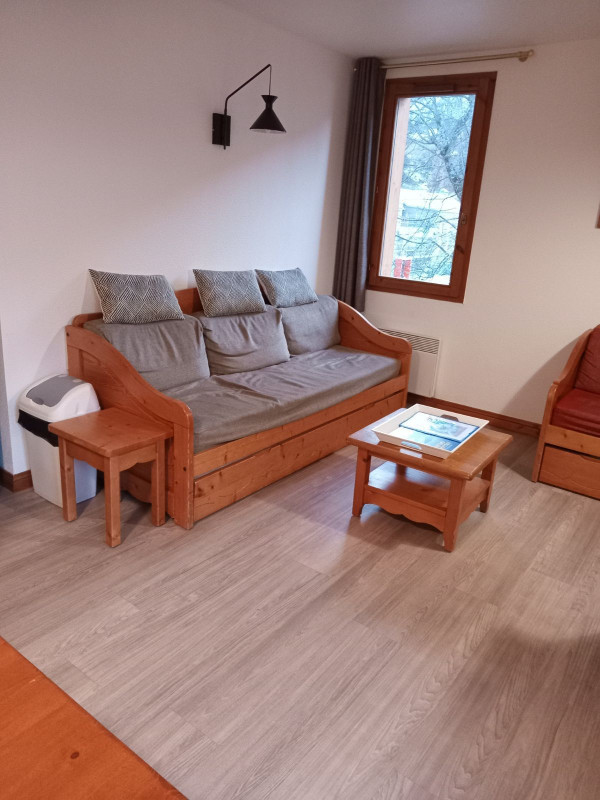 SALON - APPARTEMENT CHALETS GALIBIER 2 N° 523 - MOULIN BENJAMIN - VALLOIRE - VALLOIRE RESERVATIONS SALON - APPARTEMENT CHALETS GALIBIER 2 N° 523 - MOULIN BENJAMIN - VALLOIRE - VALLOIRE RESERVATIONS