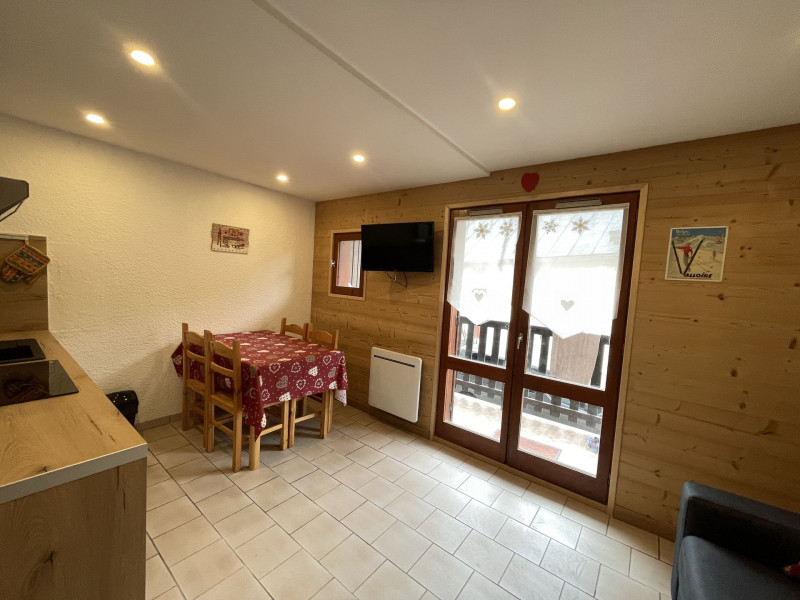 SEJOUR - APPARTEMENT BERGERS 99 - VALLOIRE CENTRE - VALLOIRE RESERVATIONS SEJOUR - APPARTEMENT BERGERS 99 - VALLOIRE CENTRE - VALLOIRE RESERVATIONS