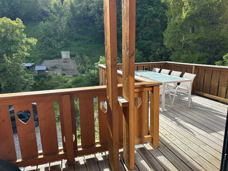 TERRASSE - APPARTEMENT LES CROËS - VALLOIRE MOULIN BENJAMIN TERRASSE - APPARTEMENT LES CROËS - VALLOIRE MOULIN BENJAMIN