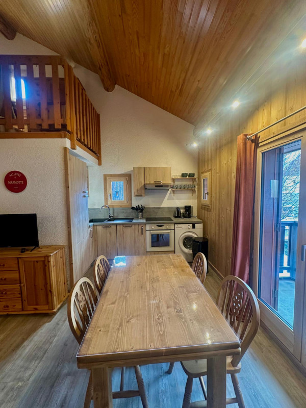 COIN REPAS - STUDIO BERGERS 110 - VALLOIRE CENTRE - LE CLOS DES ETOILES 