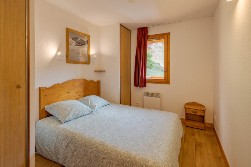 CHAMBRE  CHALETS DE LA VALLEE D'OR APPARTEMENT LYS 001 - LES CHARBONNIERES - VALLOIRE