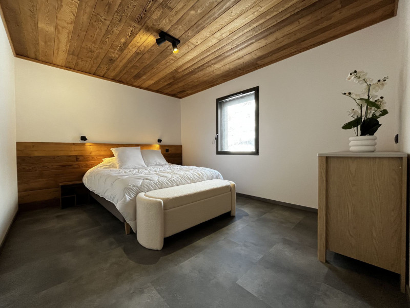 CHAMBRE 1 - CHALET L'OREE - VALLOIRE LA RUAZ - VALLOIRE RESERVATIONS CHAMBRE 1 - CHALET L'OREE - VALLOIRE LA RUAZ - VALLOIRE RESERVATIONS