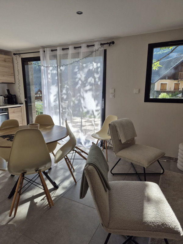 SALLE A MANGER/ SEJOUR - APPARTEMENT 3 PIECES LA CASSES BAS - VALLOIRE RESERVATIONS SALLE A MANGER/ SEJOUR - APPARTEMENT 3 PIECES LA CASSES BAS - VALLOIRE RESERVATIONS