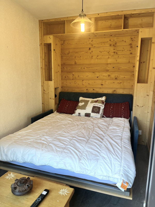 SALON VERSION NUIT - APPARTEMENT LES EDELWEISS 5 - LES PLANS VALLOIRE SALON VERSION NUIT - APPARTEMENT LES EDELWEISS 5 - LES PLANS VALLOIRE