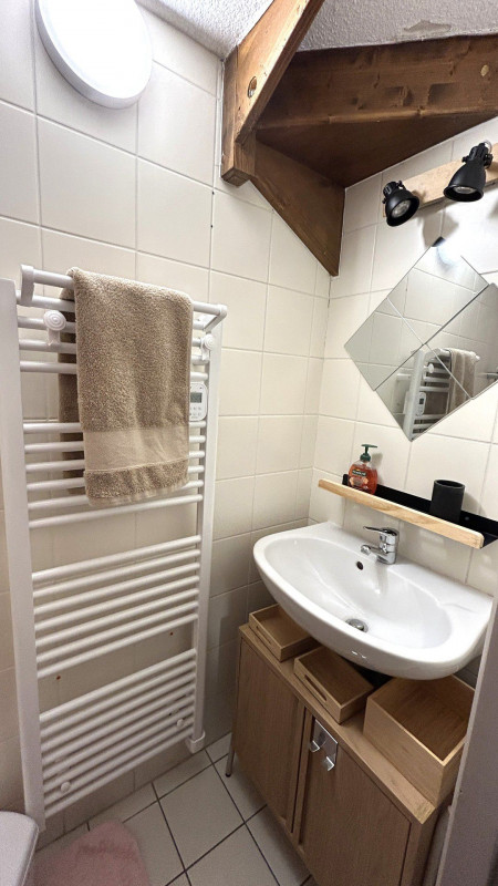 SALLE D'EAU - HAMEAU DE VALLOIRE APPARTEMENT 201 - VALLOIRE LES CHOSEAUX SALLE D'EAU - HAMEAU DE VALLOIRE APPARTEMENT 201 - VALLOIRE LES CHOSEAUX