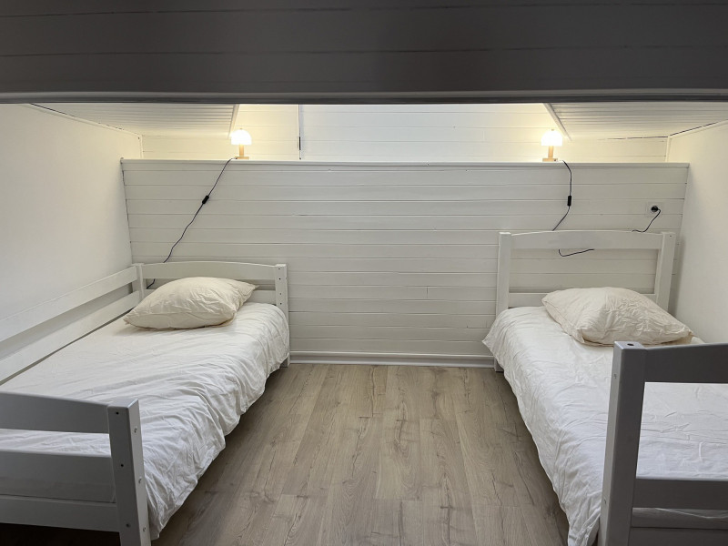 CHAMBRE 2 - APPARTEMENT ROYAL NEIGE 24  - VALLOIRE CENTRE